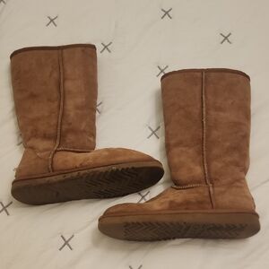 UGG Brown Womens 8 Comfortable Cozy Warm Winter Boots Sherpa